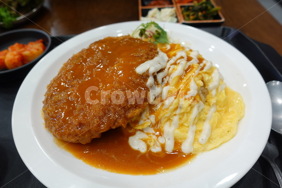 돈까스,오므라이스,porkcutlet,omeletrice,돈가스,food,음식,dish,요리,meal,식사,음식,식재료,요리,food,cook,meal,dishes,food reserves,한식,한국음식,한국요리,korean food,korean dishes,korean meal,korean cook