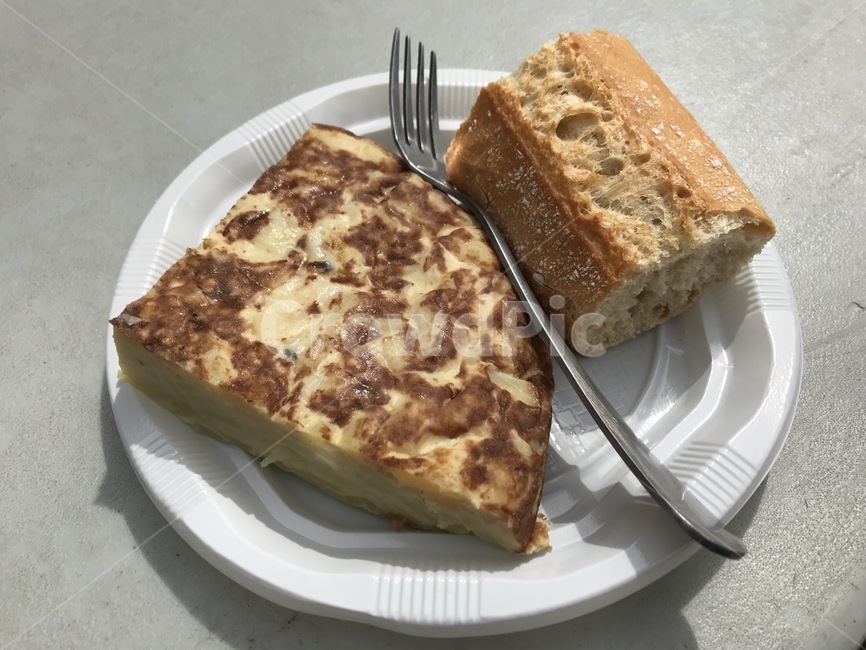 bread,food,빵,오믈렛,브런치,점심식사,빵,bread