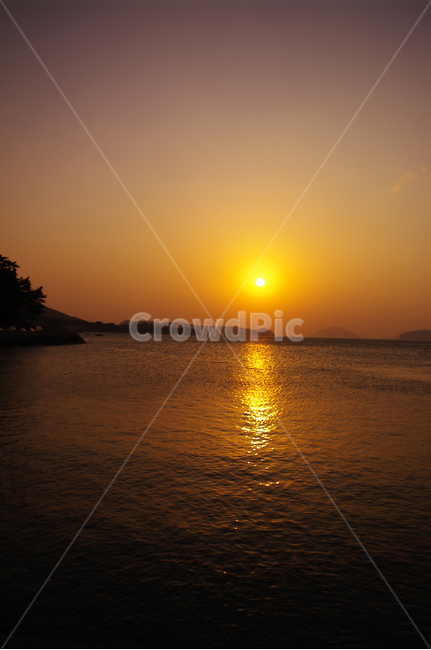 바다,노을,하늘,일출,풍경,자연,풍경,nature,landscape,outdoors,옥외,sunlight,햇빛,sunset,일몰,red sky,붉은 하늘,sky,dusk,황혼,dawn,새벽