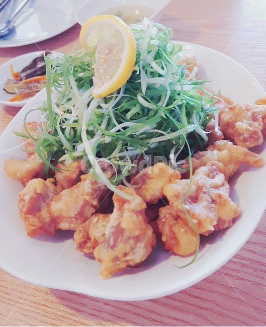 치킨,후라이드치킨,파닭,friedchicken,chicken,음식,간식,snack