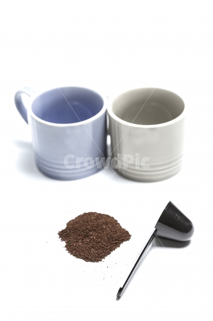 커피,컵,머그,카페,누끼,흰색,바탕,화면,배경,검정색,흑색,사물,물건,오브젝트,thing,object,matter,연출,컨셉,콘셉,direction,concept,누끼,remove background