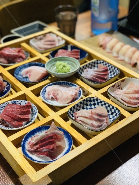 dish,요리,food,음식,meal,식사,스시,회,초밥,회식,일식,sushi,횟집,사시미,sashimi