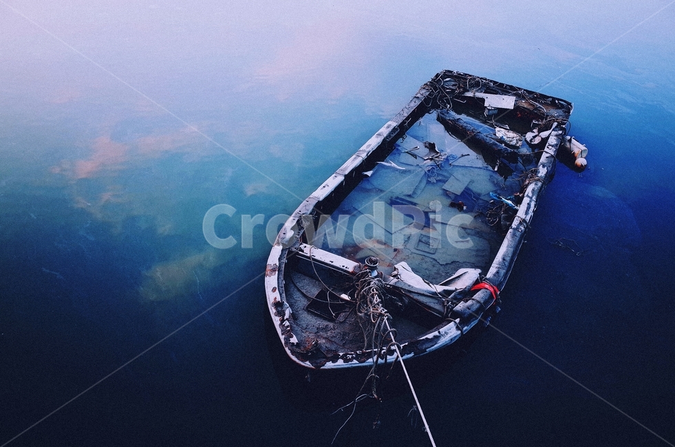 바다,폐선,배,겨울,하늘,boat,winter,사물,물건,오브젝트,thing,object,matter