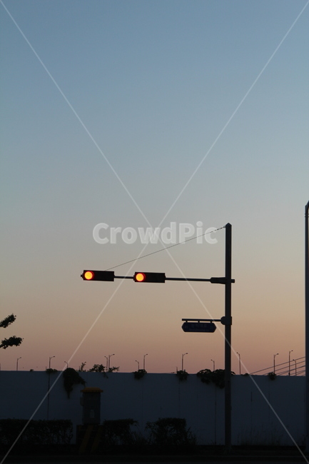 가로등,하늘,sky,하늘색,streetlamp,streetlight,교통,교통수단,traffic,transportation