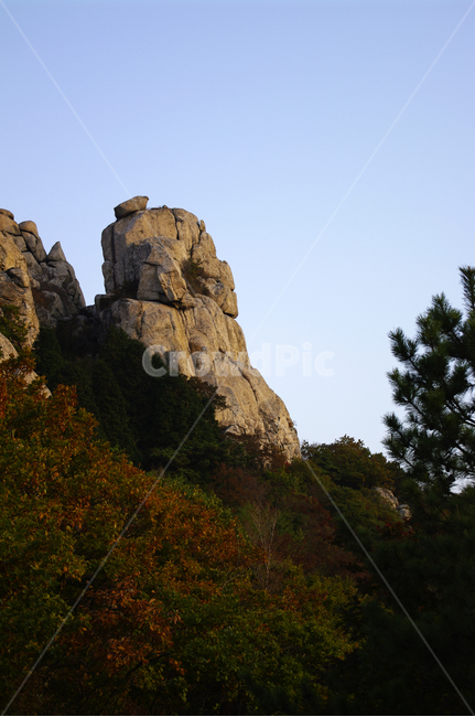산,암석,하늘,나무,풍경,자연,풍경,nature,landscape,outdoors,옥외,cliff,낭떠러지