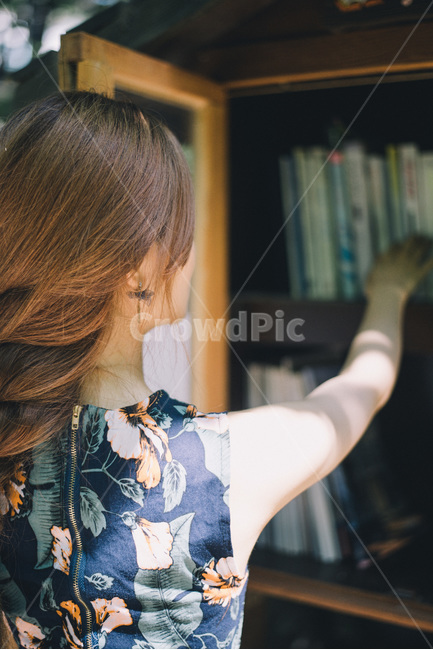 뒷모습,여름,햇빛,디스코머리,감성,sunshine,사람,인물,인간,human,person,여성,여자,woman,female,lady