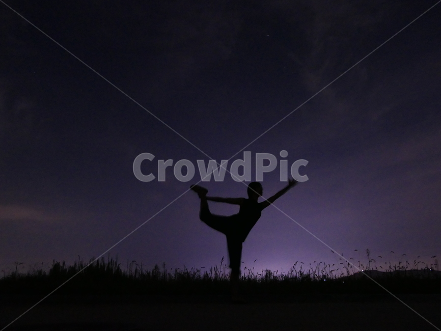 노을,밤,저녁,보라빛,하늘,역광,실루엣,몽환적,밤풍경,sky,night,silhouette,실루엣,그림자,silhouette,shadow,인물실루엣,사람실루엣,character silhouette,human silhouette