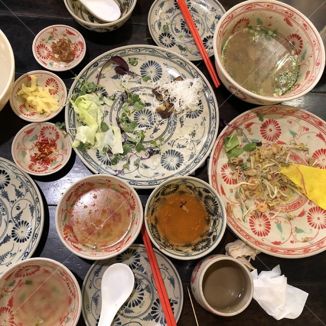 빈그릇,배부름,먹보,그릇,베트남,음식,식재료,요리,food,cook,meal,dishes,food reserves
