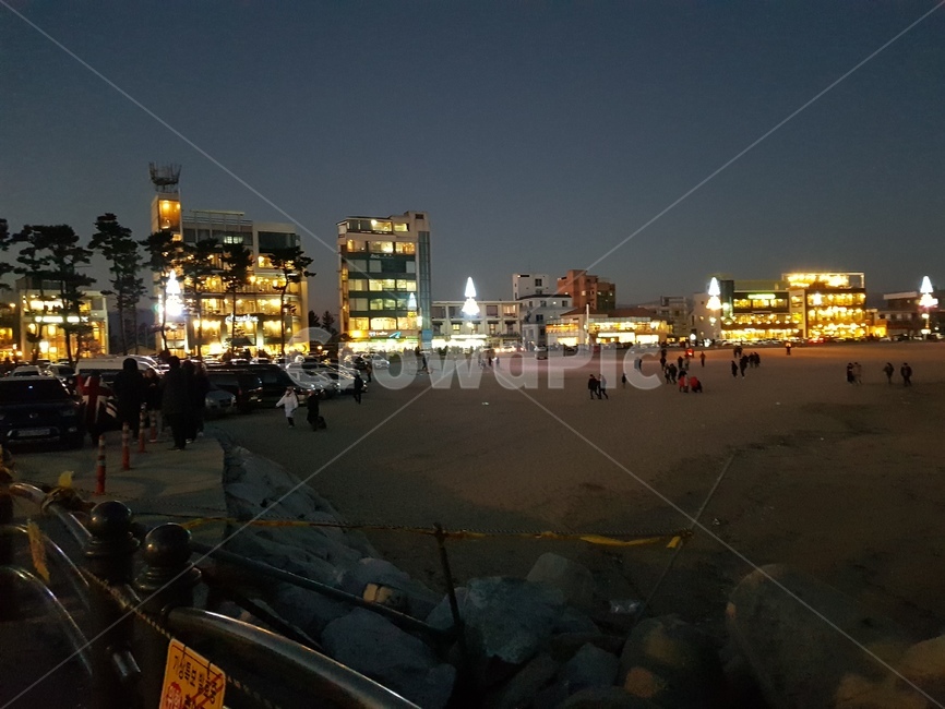 새해,새해해돋이,강원도해돋이,일출,새해소망,해변,바다,beach,sea,야경,밤,풍경,nightscape,night,landscape,urban,어반,town,도시,building,건물,city,시티,downtown,도심,architecture,건축물