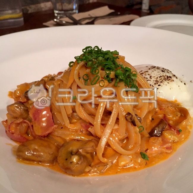 linguini,Italian,lunch,linguine,muchroom,pasta,rosepasta,cooking,mushroom,Drink snacks,Linguine Pasta,restaurant,italian,italianfood,delicious,dinner,rose pasta,food,meal,dish,tasty