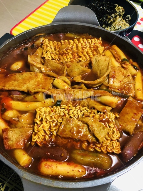 음식,떡볶이,즉석떡볶이,야식,요리