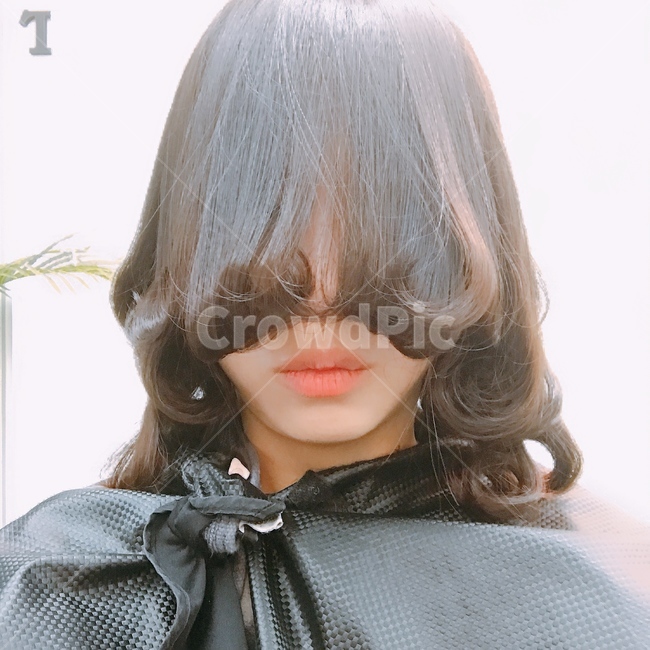펌,사람,입,중단발,눈가림,사람,인물,인간,human,person,여성,여자,woman,female,lady