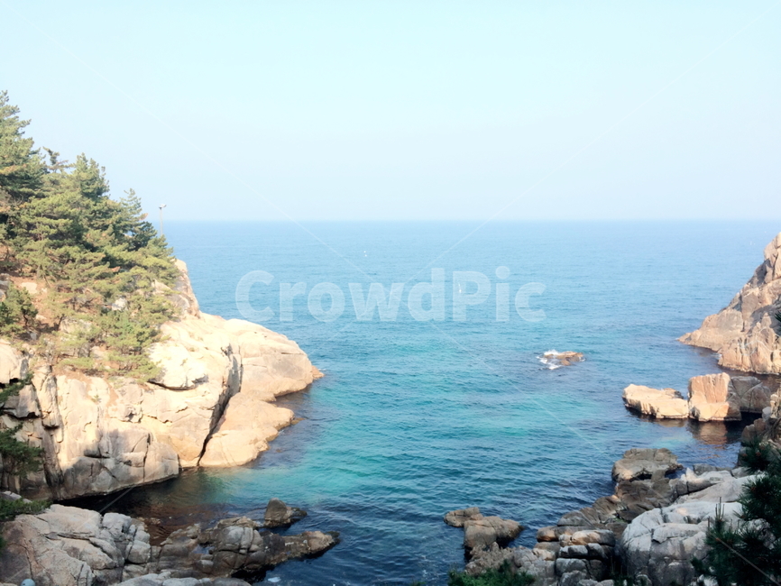 하늘,바다,푸른바다,강원도,하조대,풍경,돌,바위,파도,sky,sea,bluesea