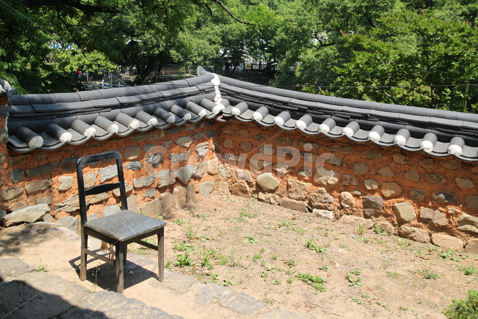 담장,의자,기와,흙담,자연,맑음,한국전통,한국문화,korean traditional,korean culture