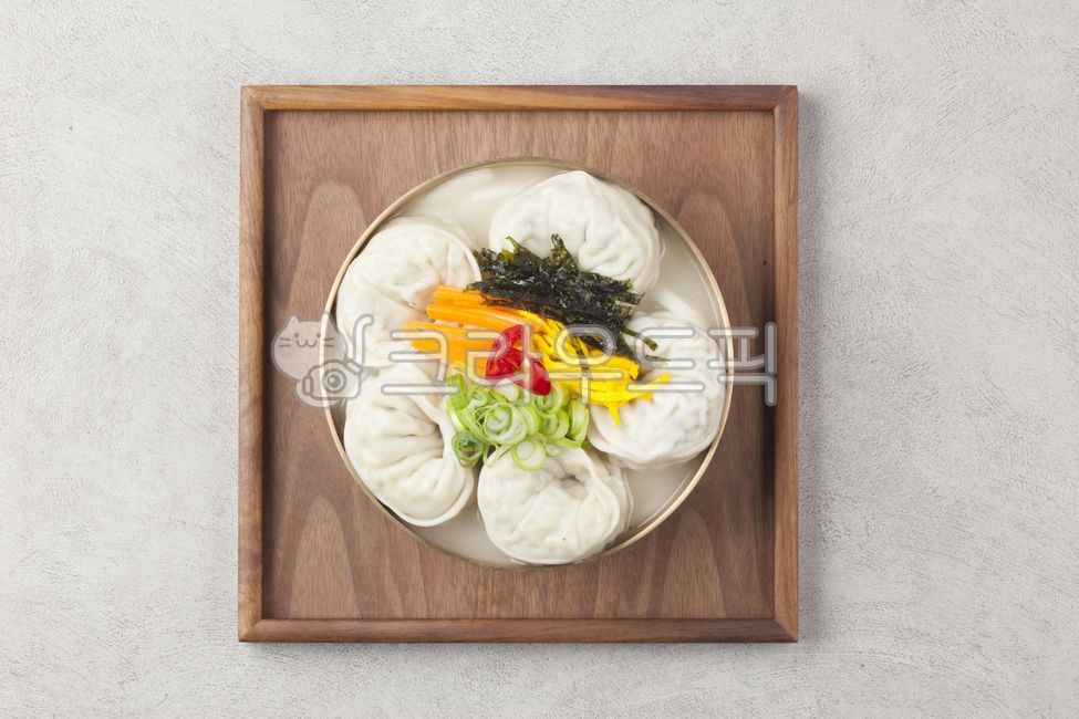 떡국,떡만두국,만두국,만두,가래떡,고명,설음식,명절음식,설날음식,요리