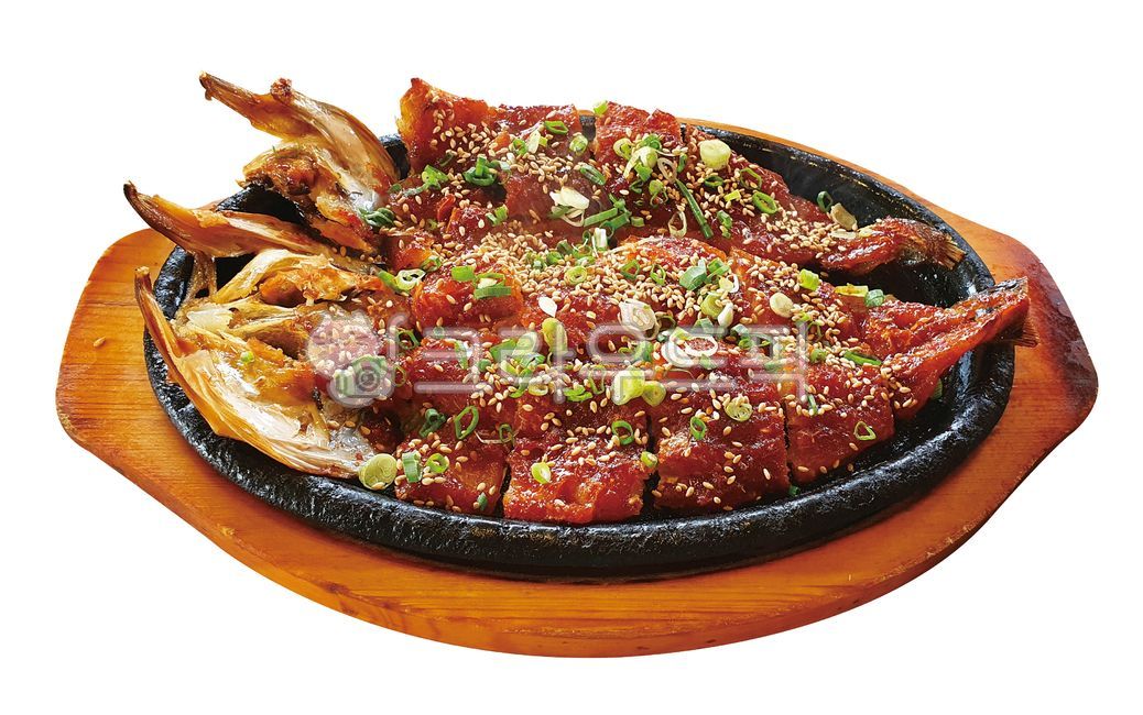 seafood,Drink snacks,pollack,stone tablet,Nukki,Hwangtaepo,Grilled pollack,Grilled dried pollack,food,side dish,meal,fish dishes,Semidried fish,fish,cooking,Dried pollack,roast