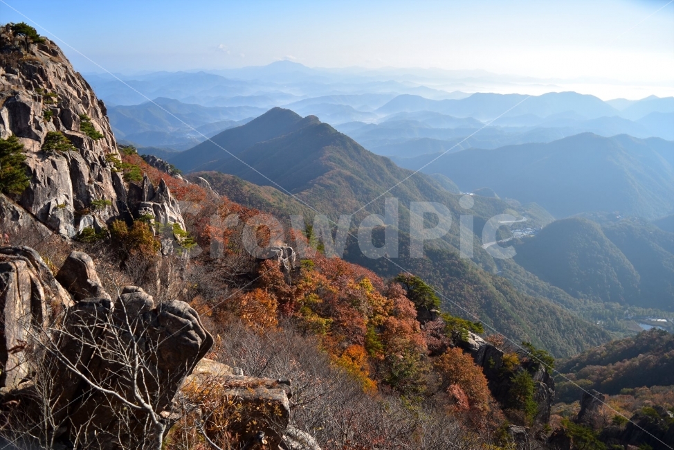 대둔산,가을,풍경,단풍,탐방,도립공원,빨간단풍,파란하늘,가을색,오색,울긋불긋,알록달록,그림같은,칼라풀,뷰티플,아름다운,힐링,감성,자연,정취,산세,명산,100대명산,nature,산,등산,트레킹,풍경사진,비경,경치,가을사진,가을색채,가을의정취,맑음,청명,가을날씨,경관,기암,암봉우리,mountain,금산,완주,논산,낙조대,낙조산장,마천대,케이블카,구름다리,삼선계단,가을,계절,fall,autumn,season,자연,풍경,nature,landscape,한국자연풍경,한국자연경관,korea nature landscape,outdoors,옥외,mountain range,산맥