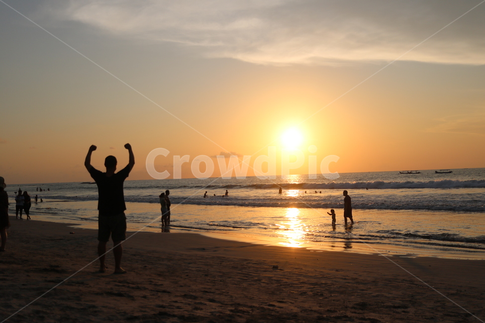 발리,스미냑,노을,바다,해변,승리,빅토리,해변,바다,beach,sea,사람들,대중,군중,other people,crowd,인물실루엣,사람실루엣,character silhouette,human silhouette,여행,휴가,traveling,vacation,trip,person,사람,human,인간,light,빛,flare,플레어