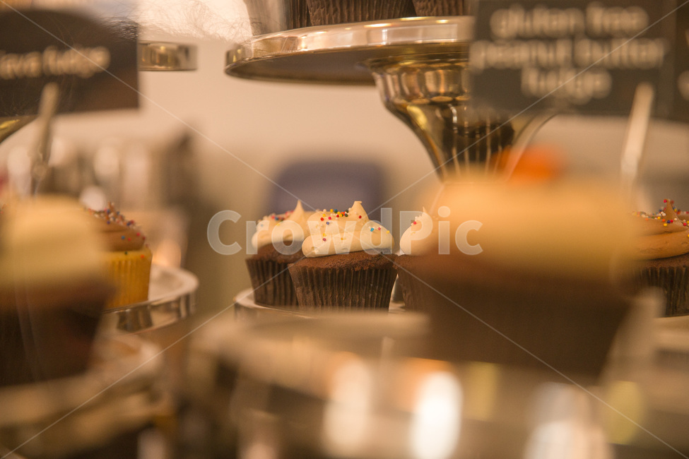 brown,cake,celebration,chocolate,cream,cupcake,delicious,dessert,food,gourmet,pastry,snack,sugar,sweet,tasty,white,음식,디저트,크림,케이크,컵케이크,과자,간식,머핀,치즈,초콜릿,디저트,간식,후식,dessert,snack
