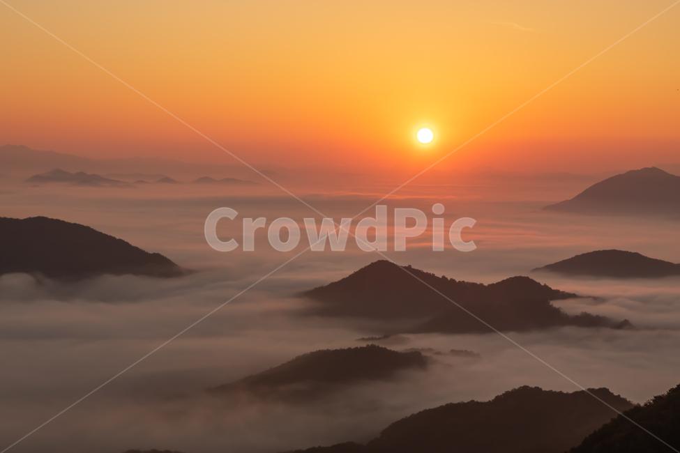 일출,운무,따듯함,태양,경치,산,구름,운해,하늘,자연,풍경,nature,landscape,outdoors,옥외