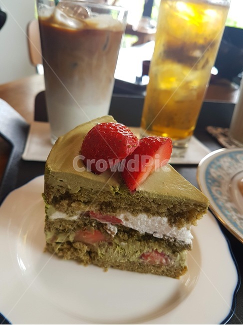카페,딸기,말차,케이크,food,음식,burger,버거,alcohol,알코올,beverage,마실것,drink,음주,beer,맥주,cafe,커피,coffee