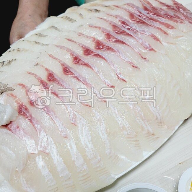 광어,우럭,광어회,우럭회,회,횟집,수산물,해산물,회식,외식,dish,dishes,meal,korean,koreanfood,food,raw,asianfood,asian