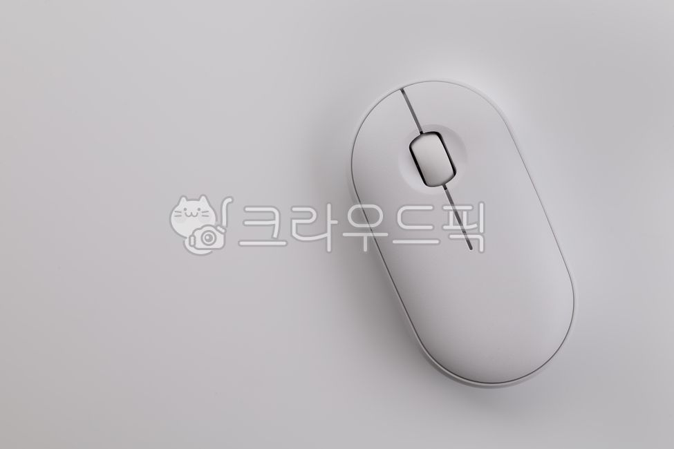 하얀색,흰색,흰색배경,흰색마우스,미니멀리즘,미니멀디자인,마우스,white,무선,무선마우스,심플디자인,모던디자인,컴퓨터마우스,pc마우스,전자제품,컴퓨터,whitebackground,whitemouse,wirelessmouse,whitewirelessmouse,pc,simpledesign,minimalism,하얀색마우스,검색,웹서핑