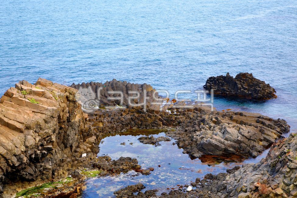 주상절리,경주,파도,용암바위,바닷가,전망대,풍경,자연,관광지,여행명소,지질,부채꼴,지질공원,천연기념물,테마,관광명소,해안,한국,경상도,읍천항,jusangjeolli,gyeongju,wave,lavarock,beach,observatory,scenicarea,nature,sea,tourismarea,touristspot,geological,fanshaped,geologicalpark,naturalmonument,theme,tourismattractions