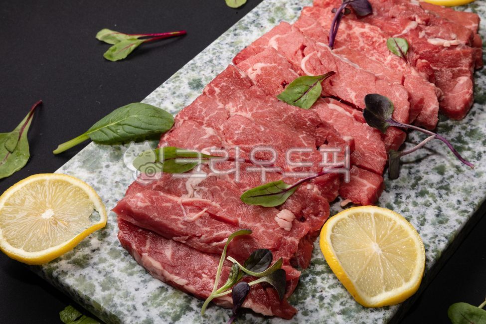 steak,protein,meat,beef,cow,Stripe end,food