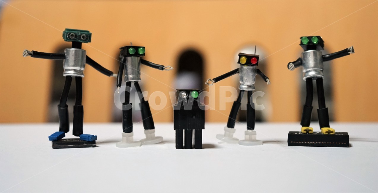 자작인형,diy,인형,콘덴서,캡,컴퓨터부품,doll,condenser,cap,자작,재활용,recycling,led,spacer,전선,튜브,miniature,로봇,취미생활,만들기,조각상,동상,석상,조형물,statue,bronze statue,stone statue,사물,물건,오브젝트,thing,object,matter