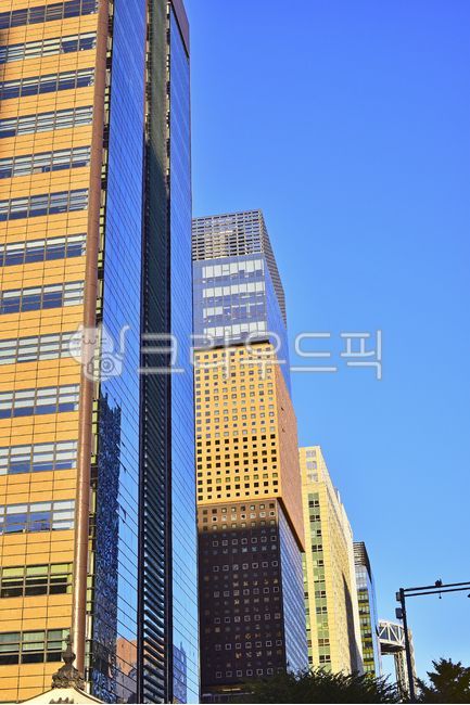 도시경관,비즈니스,서울,고층빌딩,사무실,기업,대도시,회사,오피스,빌딩가,금융가,대기업,사업,building,officebuilding,사무실건물,urban,metropolis,중심지,city,시티,town,도시,옥외,concept,business,비지네스,건물,건축물
