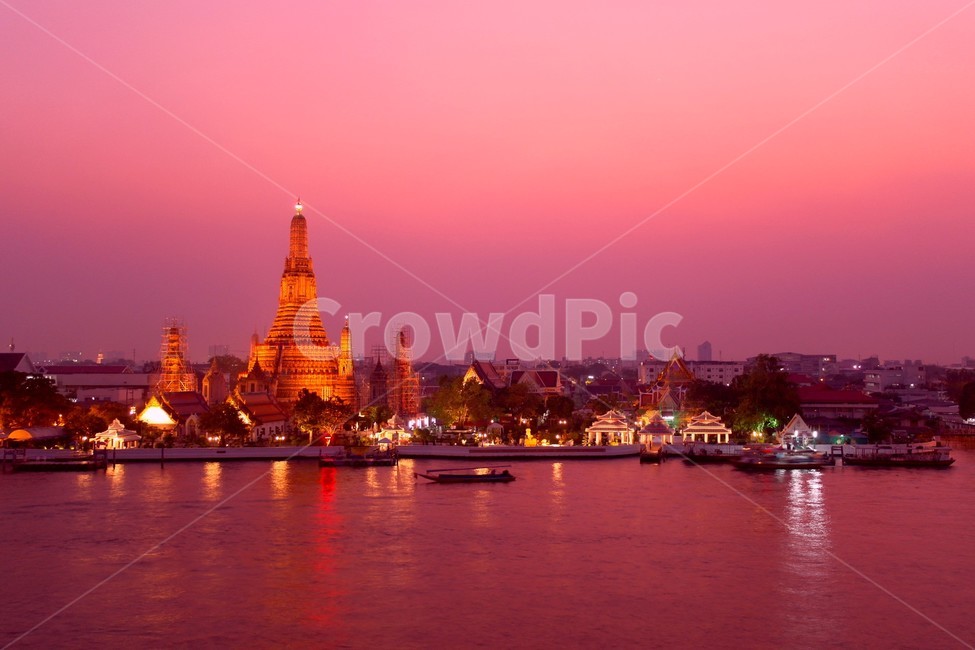 태국,방콕,왓아룬,일몰,강,태국사원,thailand,bangkok,야경,밤,풍경,nightscape,night,landscape,도시,city,해외,외국,세계,foreign,oversea,world,세계도시풍경,해외도시풍경,외국도시풍경,world cityscape,building,건물,downtown,도심,town,시티,urban,어반,architecture,건축물,spire,첨탑,steeple,뾰족한 탑,tower,탑,metropolis,중심지