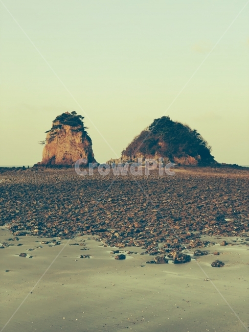 할미바위,할아비바위,태안,안면도,꽃지해변,여행,자연,풍경,nature,landscape,한국자연풍경,한국자연경관,korea nature landscape,outdoors,옥외,land,땅,shoreline,해안선,water,물,ocean,대양,sea,바다,coast,연안,island,섬