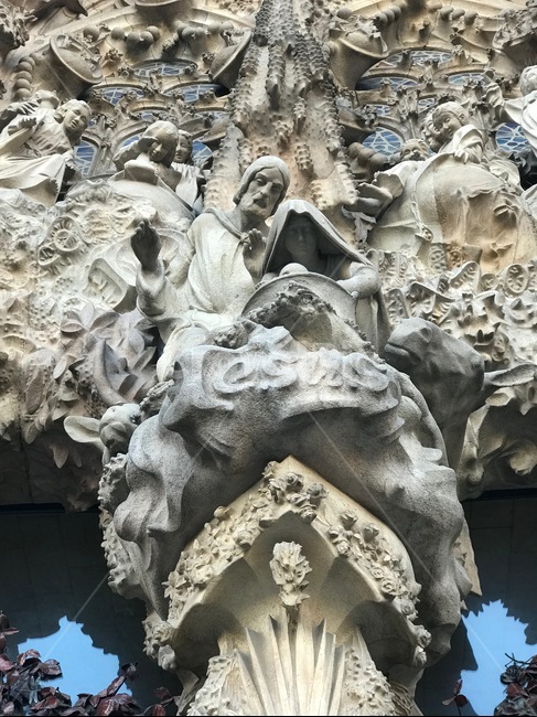architecture,spain,barcelona,gaudi,스페인,유럽,바르셀로나,성당,사그라다파밀리아,sagrada,sagradafamilia,성가족성당,조각,성경,가우디,해외,외국,세계,foreign,oversea,world,조각상,동상,석상,조형물,statue,bronze statue,stone statue,종교,신앙,religion,belief,faith,건축물,건물외관,exterior,building,structure,architecture,construction