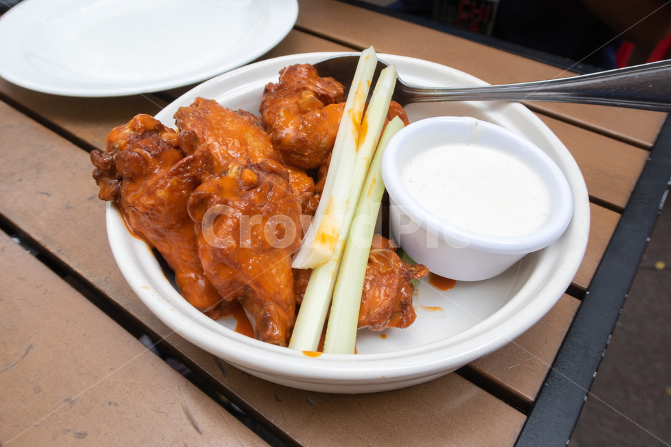윙,버팔로윙,음식,외국음식,샐러리,블루치즈소스,치킨,chicken,buffalochickenwings,food,celery,bluecheesedip,음식,식재료,요리,food,cook,meal,dishes,food reserves,양식,서양음식,서양요리,western food,western dishes,western meal,western cook