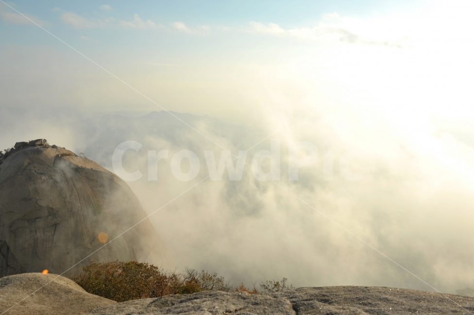 인수봉,새벽산행,등산,암벽,북한산,운무,자연,풍경,nature,landscape,한국자연풍경,한국자연경관,korea nature landscape,outdoors,옥외