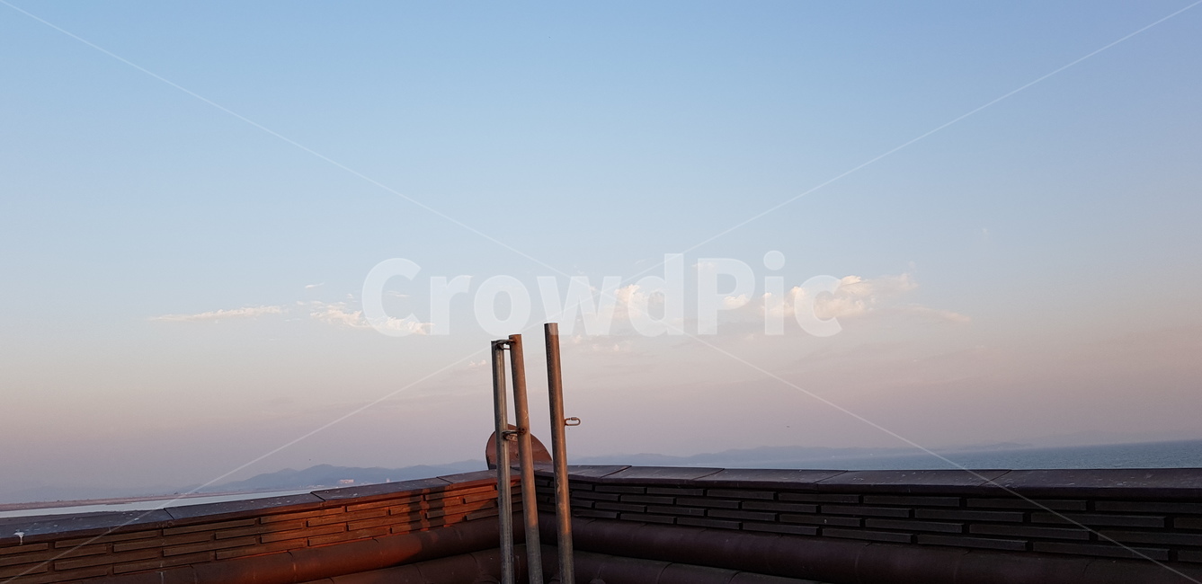 하늘,sky,바다,sea,handrail,난간,banister,railing