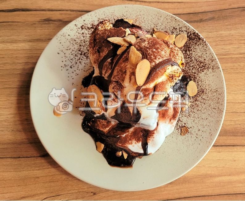 dessert,waffle,nuts,sweet