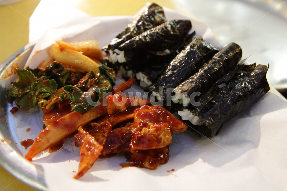부산음식,충무김밥,김밥,시장음식,오징어무침,음식,식재료,요리,food,cook,meal,dishes,food reserves,한식,한국음식,한국요리,korean food,korean dishes,korean meal,korean cook,디저트,간식,후식,dessert,snack