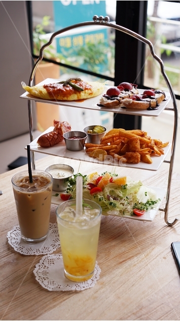 맛집,샐러드,치킨,케이크,음료수,음식,식재료,요리,food,cook,meal,dishes,food reserves,디저트,간식,후식,dessert,snack