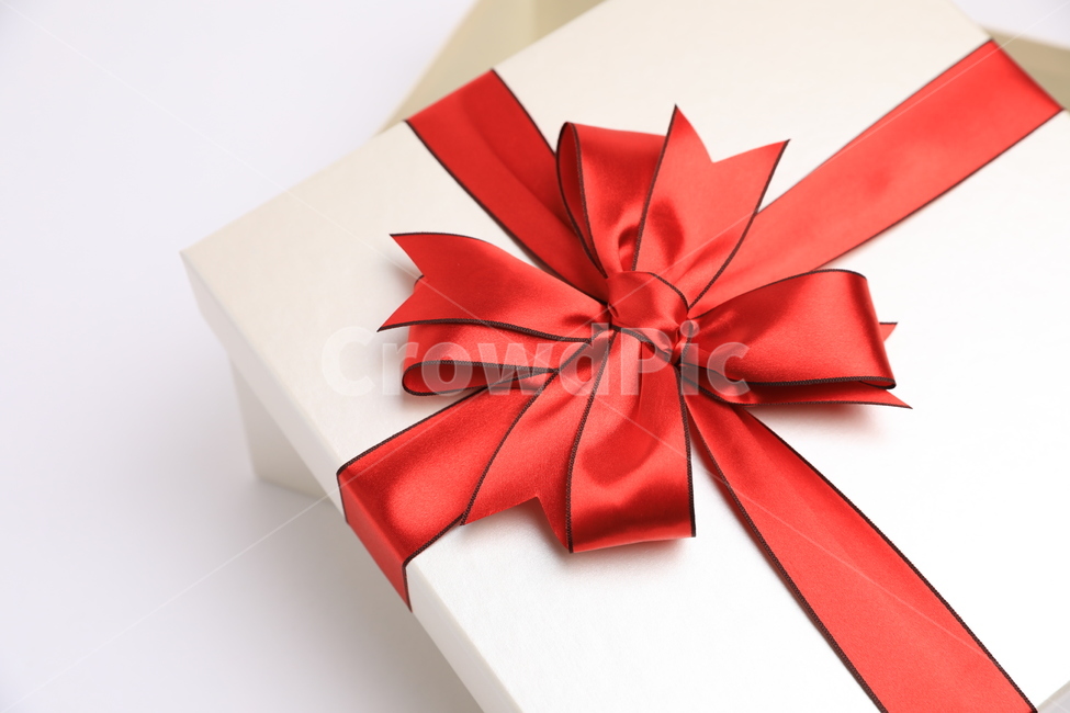 상자,선물상자,선물,기념일,생일,기프트,리본,빨강,기념일,축하,anniversary,congratulation,celebrate,celebration,사물,물건,오브젝트,thing,object,matter,누끼,remove background