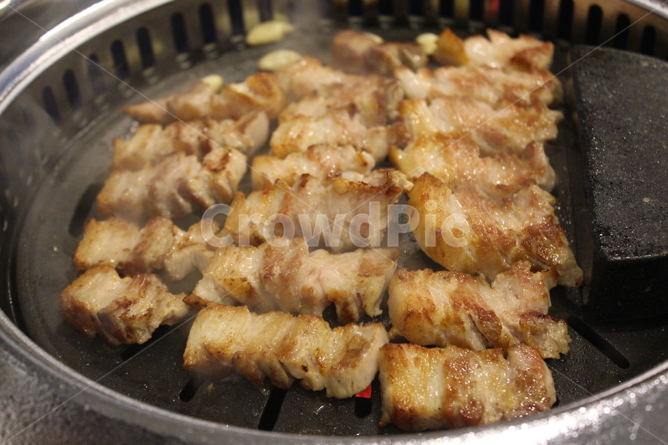 고기,돼지고기,삼겹살,회식,음식,음식,식재료,요리,food,cook,meal,dishes,food reserves,육류,고기,meat,한식,한국음식,한국요리,korean food,korean dishes,korean meal,korean cook