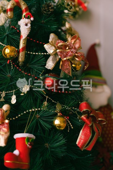 크리스마스,트리,장식,지팡이,겨울,시즌,인테리어장식,리본,구슬,산타,실내