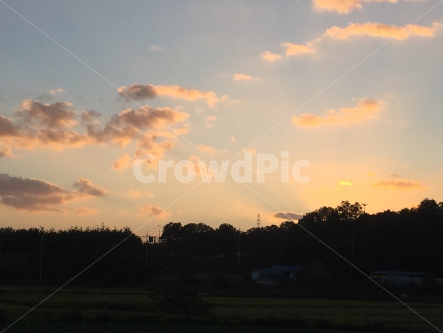 노을,하늘,저녁,시골,구름,저녁노을,시골하늘,가을,가을하늘,주황색,해,sun,sunset,sky,cloud,country,자연,풍경,nature,landscape,outdoors,옥외