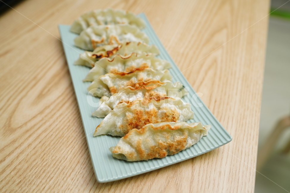 음식,만두,군만두,접시,먹거리,푸드,간식,술안주,안줏거리,식탁,food,먹방,플레이팅,요리,음식,식재료,요리,food,cook,meal,dishes,food reserves,디저트,간식,후식,dessert,snack