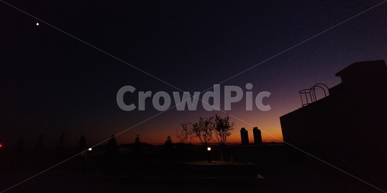 하늘,밤하늘,풍경,야경,노을,해질녘,저녁,석양,자연,경치,sunset,sky,nature,따듯한,운치있는,분위기있는,그림같은,도시,풍경,city,landscape,실루엣,그림자,silhouette,shadow,outdoors,옥외