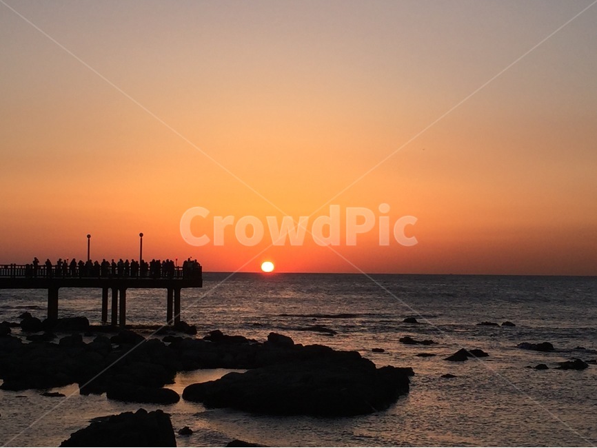 일출,해돋이,바다,하늘,구름,구름사진,자연,실루엣,역광,sunrise,sea,sky,cloud,nature,silhouette,backlight,포항,호미곶,해맞이광장,pohang,새벽,dawn,자연,풍경,nature,landscape,한국자연풍경,한국자연경관,korea nature landscape,사람들,대중,군중,other people,crowd,인물실루엣,사람실루엣,character silhouette,human silhouette,water,물,waterfront,워터 프론트,pier,교각,port,포트