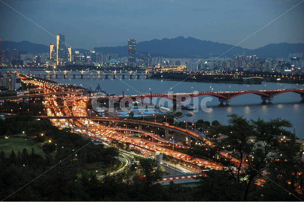서울야경,서울도심,도심,야경,풍경,야경,밤,풍경,nightscape,night,landscape,도시,city,한국도시풍경,한국도시경관,korea cityscape,road,도로,intersection,교차로