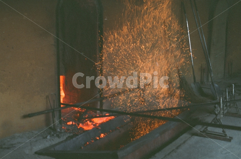 forge,단조공장,fire,불,숯가마,찜질방