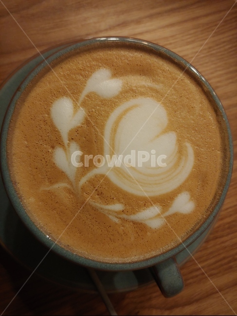 카페라떼,라떼아트,따뜻한커피,커피,감성사진,머그잔,커피잔,커피컵,beverage,마실것,cup,컵,coffeecup,latte,라떼,coffee,배경화면,background,cafelatte,lattecoffee,mug,latteart,하트,하트모양,heart,heartshape,음료수,drink,beverage,커피,카페,coffee,cafe